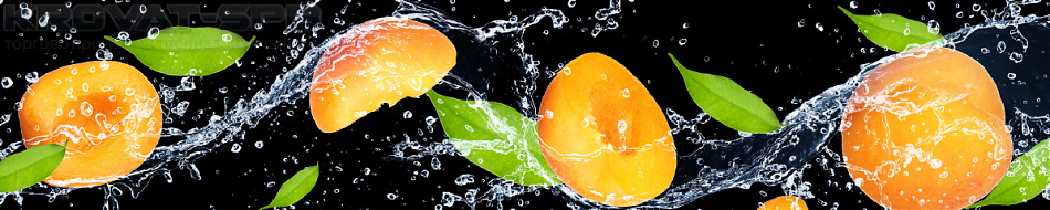 Персики натемном фоне с каплями воды